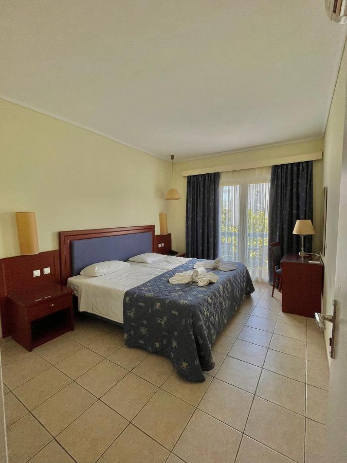 Theodorou Beach Hotel Apartments Psalidi  Ngoại thất bức ảnh