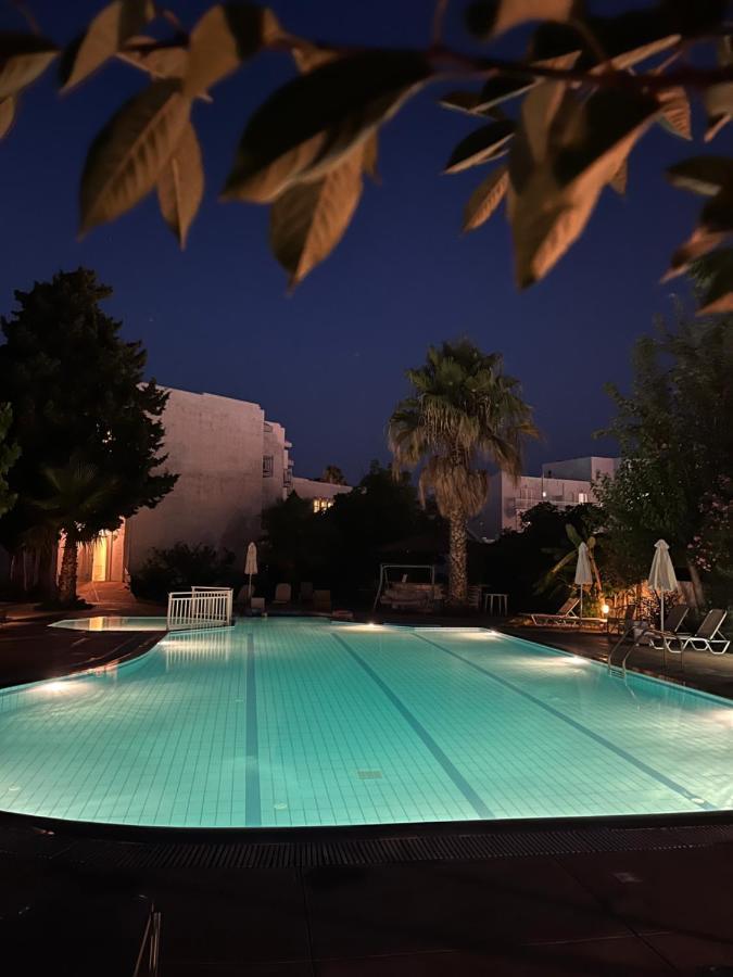 Theodorou Beach Hotel Apartments Psalidi  Ngoại thất bức ảnh