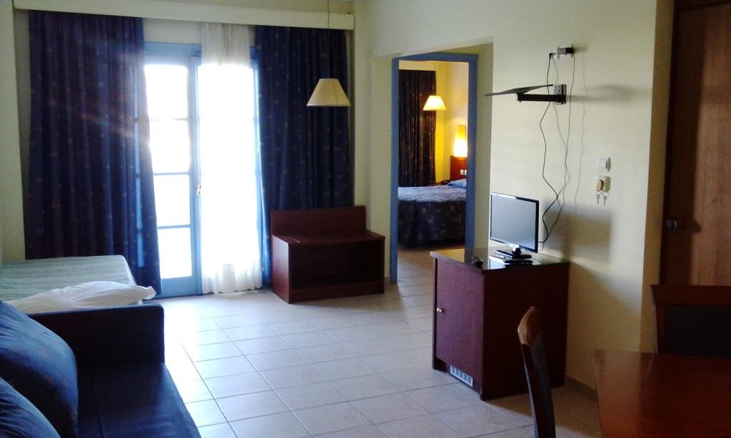 Theodorou Beach Hotel Apartments Psalidi  Ngoại thất bức ảnh